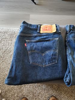 Levi jeans