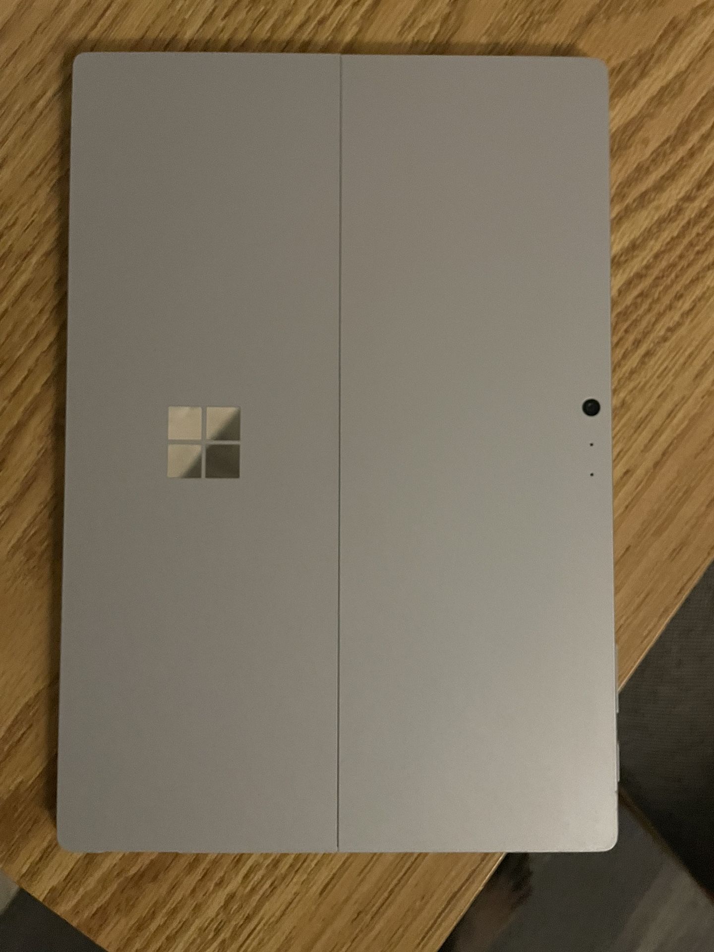 Microsoft Surface Pro (5th Gen) (Intel Core i5, 8GB RAM, 256GB) LTE (Renewed)