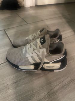 Boys shoes