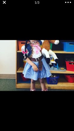 Cowgirl costume size 4