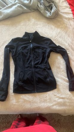 Lululemon Define Jacket - size 8