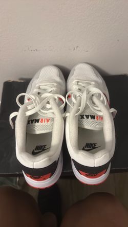 Nike aura