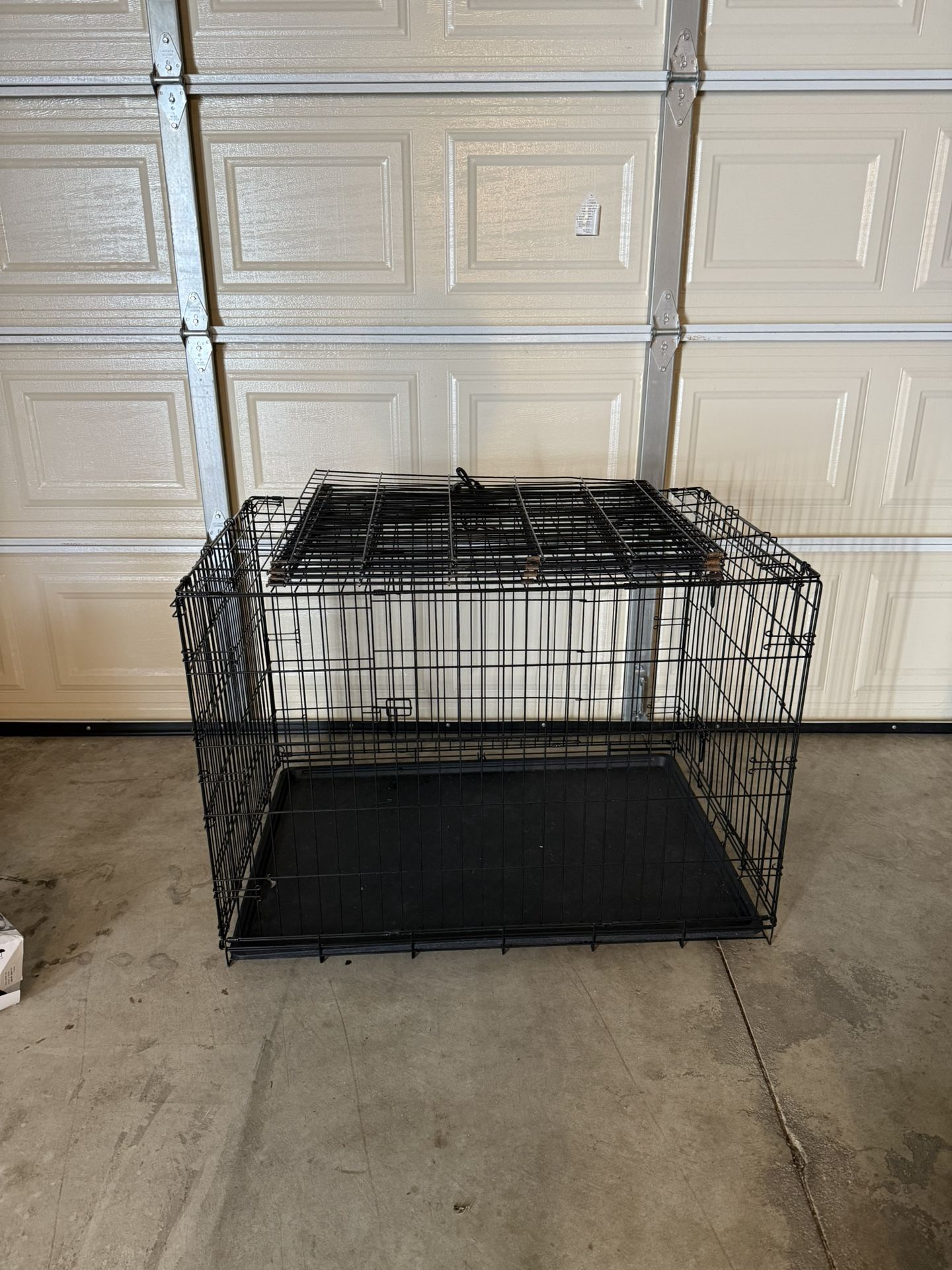 Dog Crate With Extended Gate