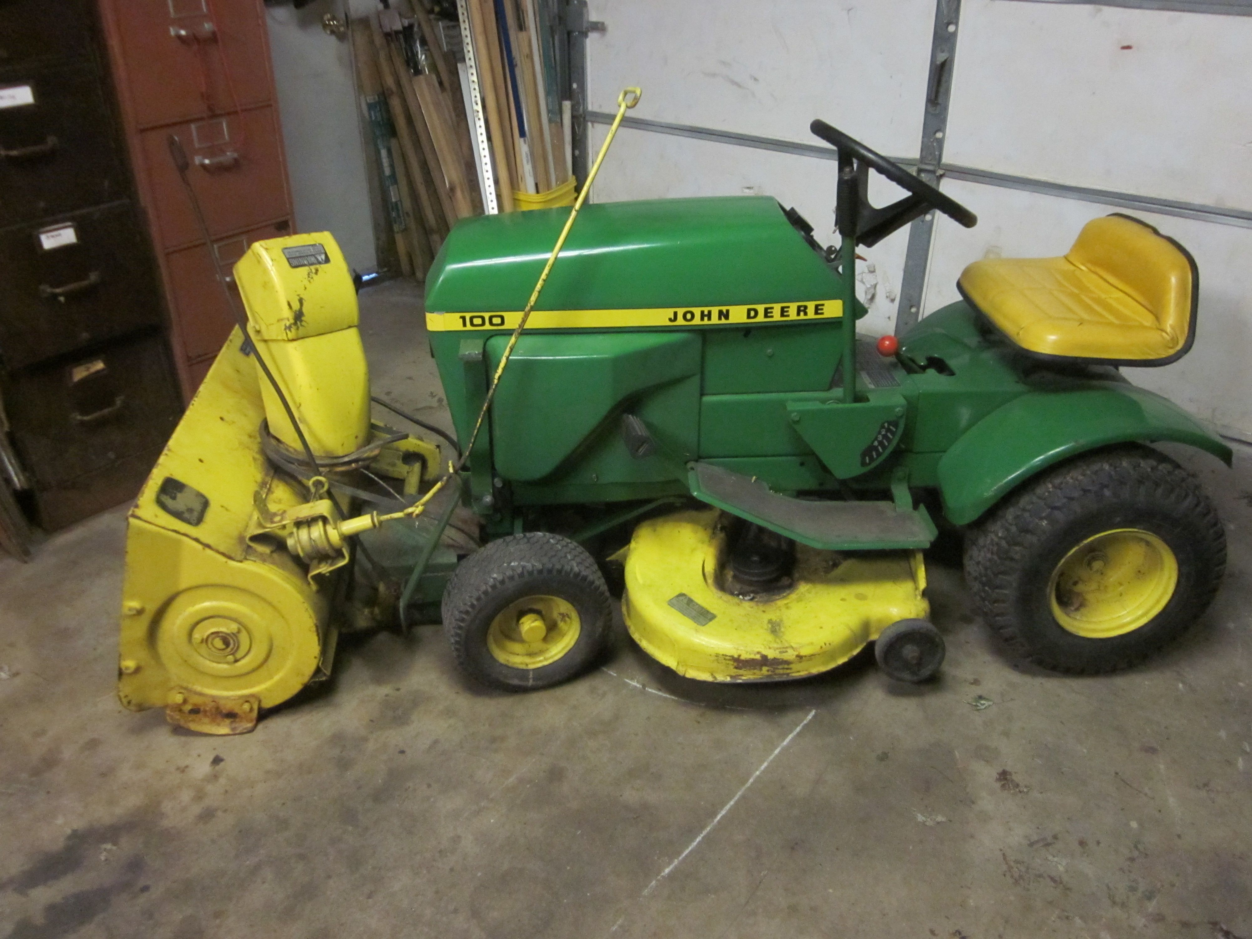 John deere 100 riding mower sale