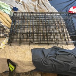 32” Wire Dog Crate / Folding Kennel (Medium/Large)