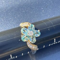 Aquamarine Flower Ring with Diamonds 