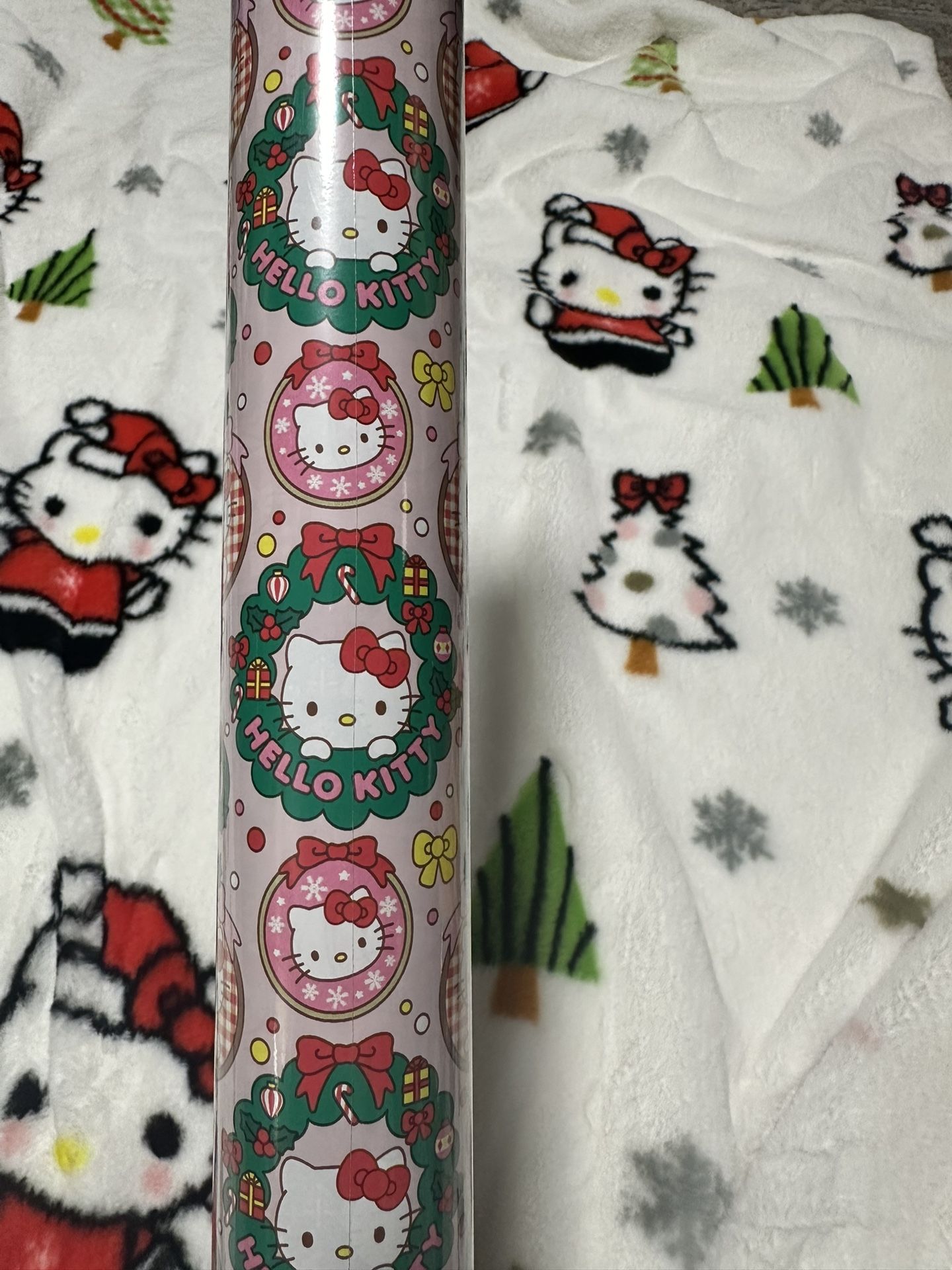 Pink Hello Kitty Wreath Christmas Wrapping Paper