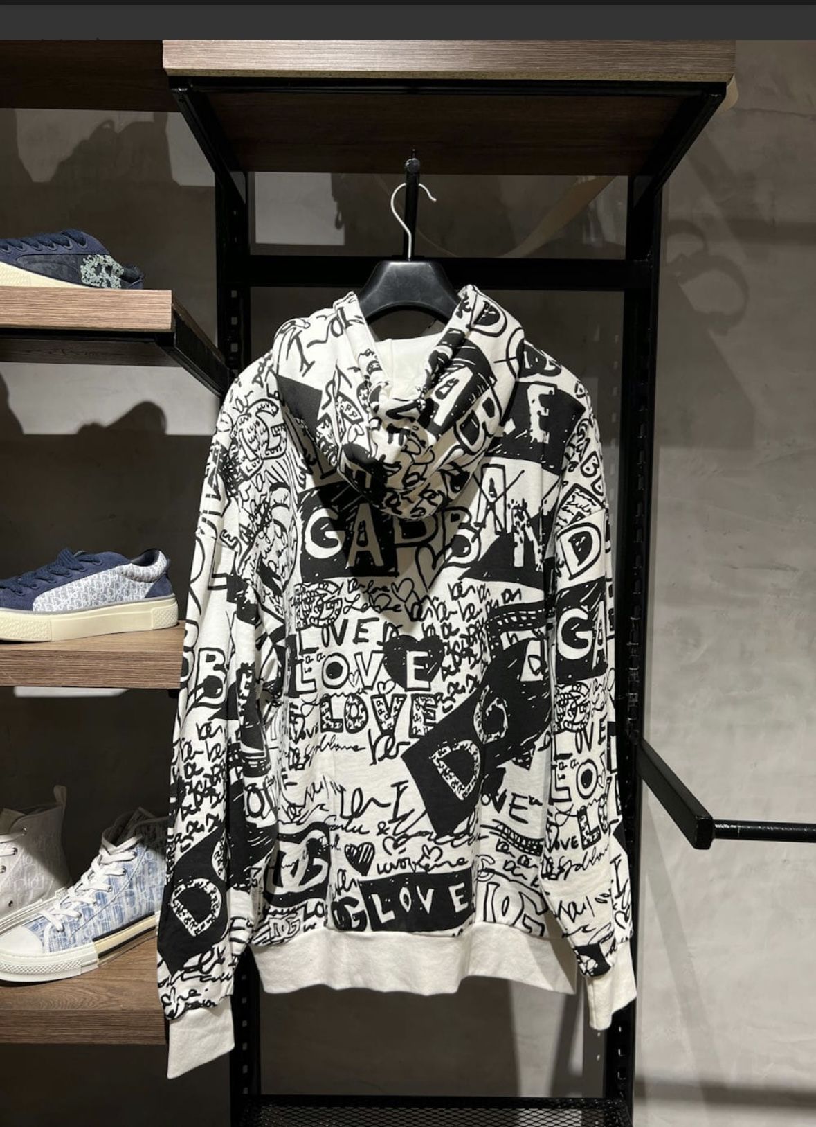D & G SWEATER