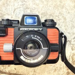 Nikon Nikonos V