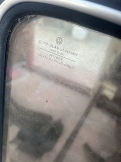 Vw glass 66