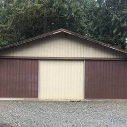 Large shop/Garage