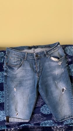 LCR Black Edition men’s shorts , size 32, slim fit