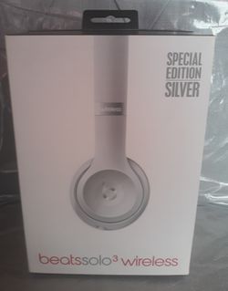 Beats solo wireless SILVER