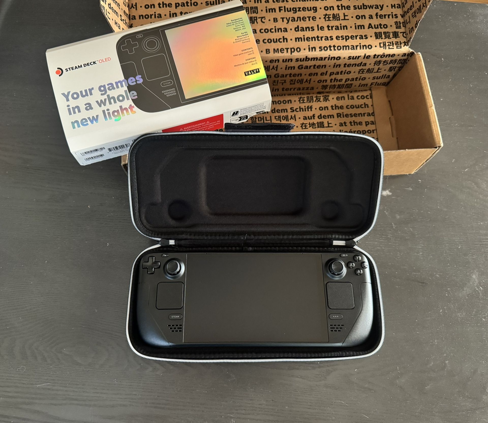 Valve's Steam Deck 1 TB OLED (US Plug), V004502-00