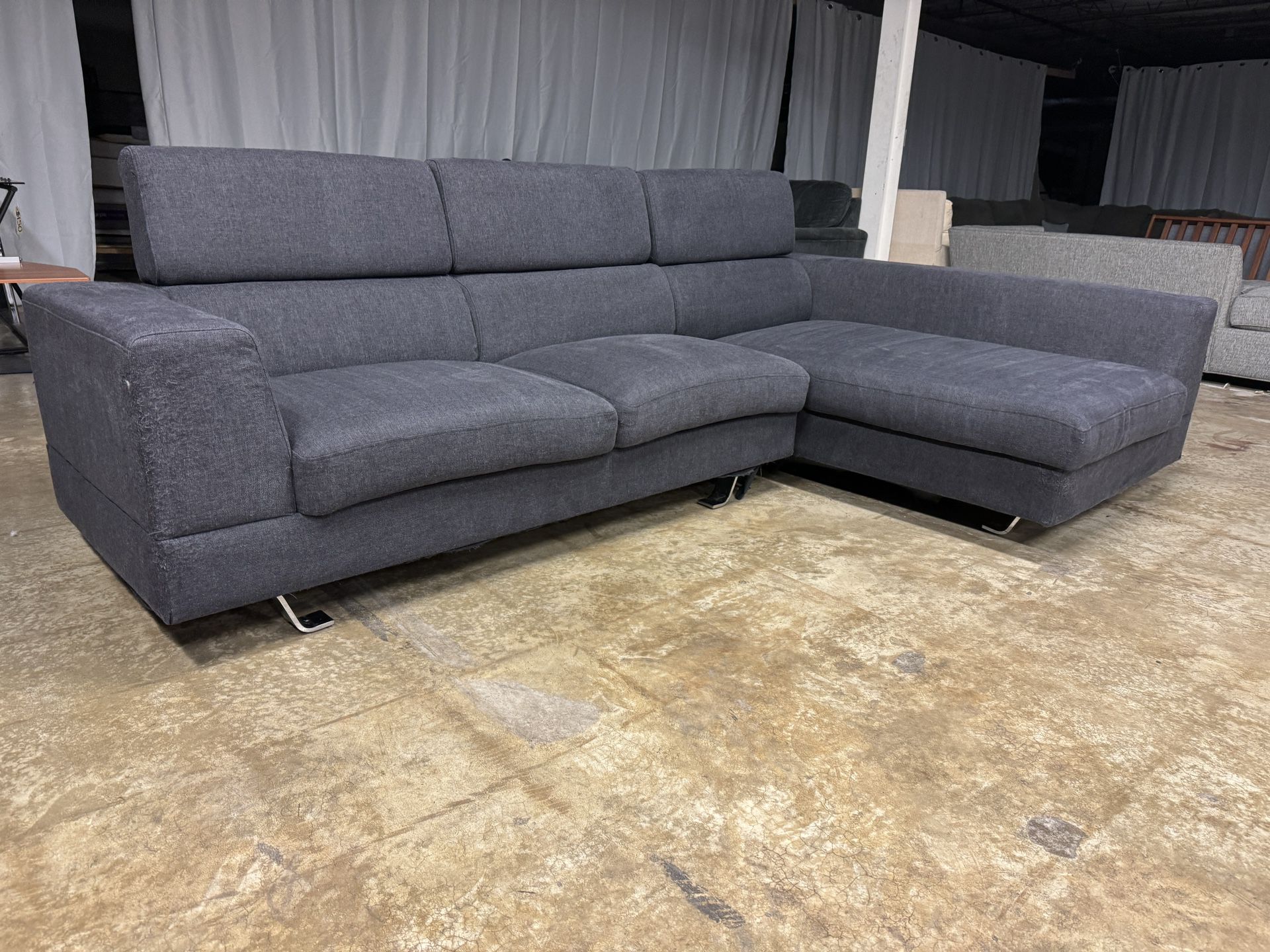 Gray Zuri Sectional Sofa