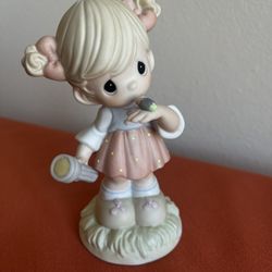 Precious Moments Collectible 