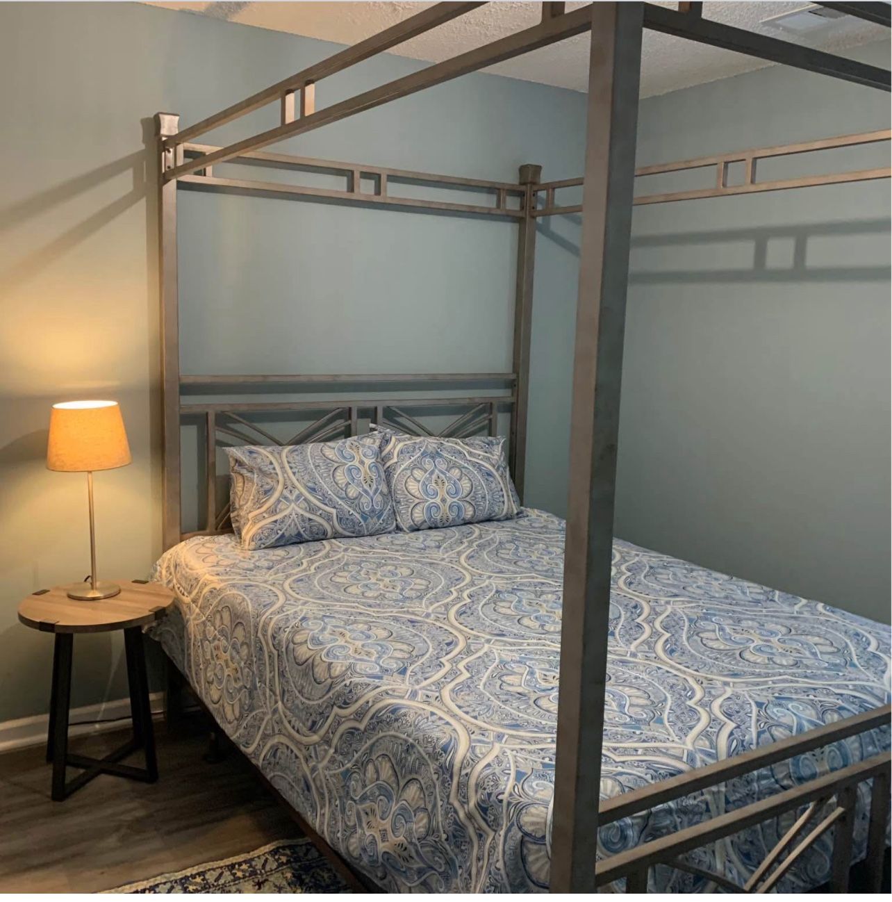 Queen Canopy Bed