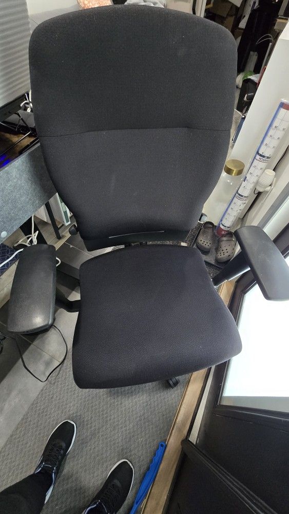 Ergonomic Office Chair