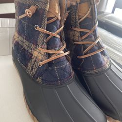 Rain Boots (women 9)