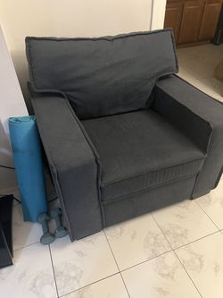 Single Chair 4’x4’