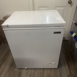 Magic Chef 5 Cf Freezer