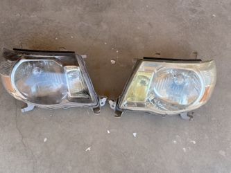 Tundra Headlights 