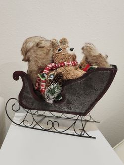 Mini Metal Sled & Squirrel