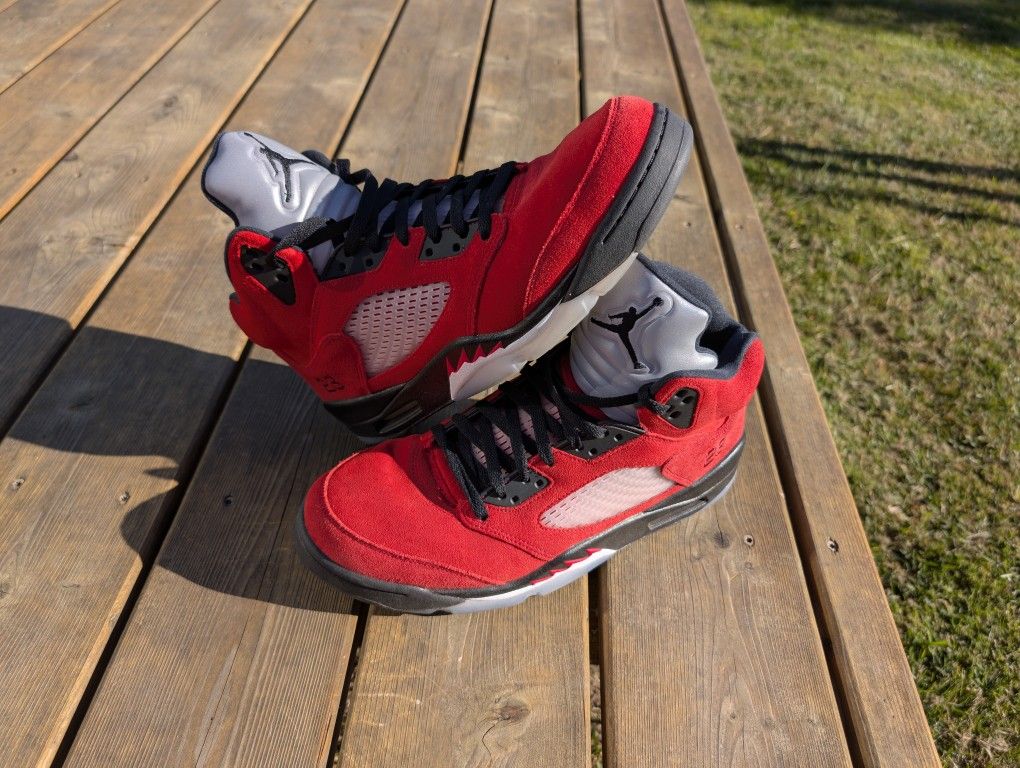 Jordan 5 Retro Raging Bull 2021 Size 12.5