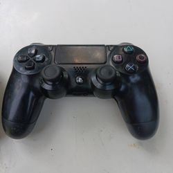 PlayStation 4 Cordless Controllers