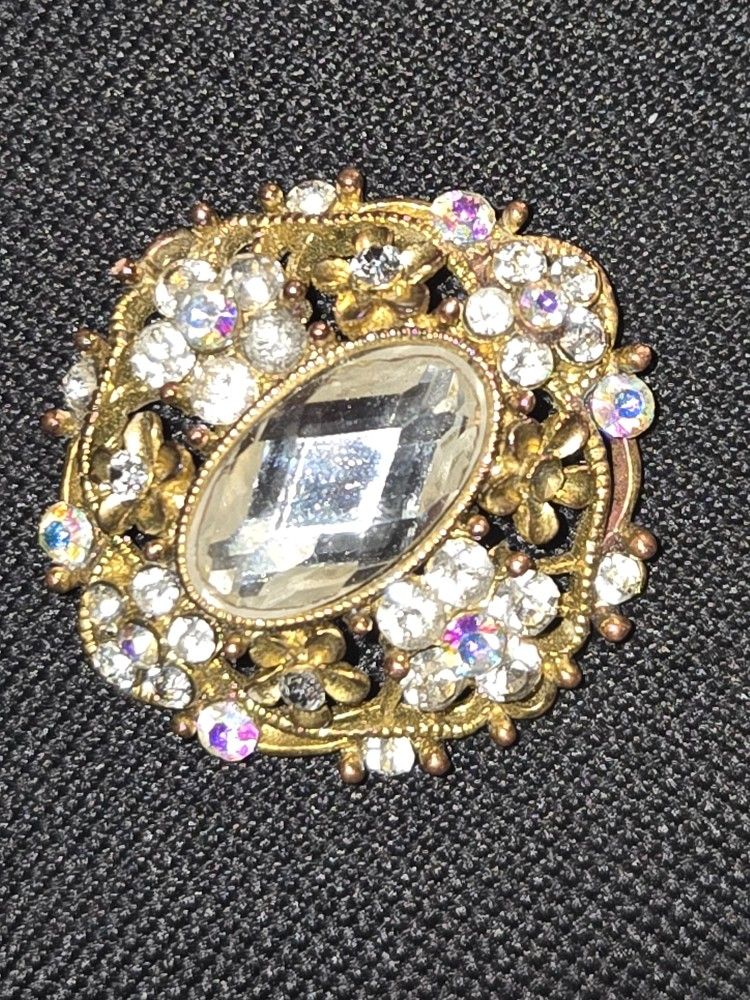 AVON Brooch/ Pendant Vintage