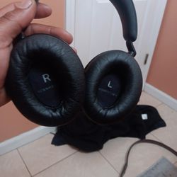 SENNHEISER MOMENTUM 4 BLUETOOTH EARPHONES 