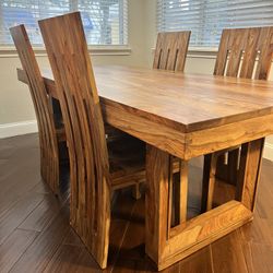 Like New  Brownstone Dining Table With 4 Chairs 