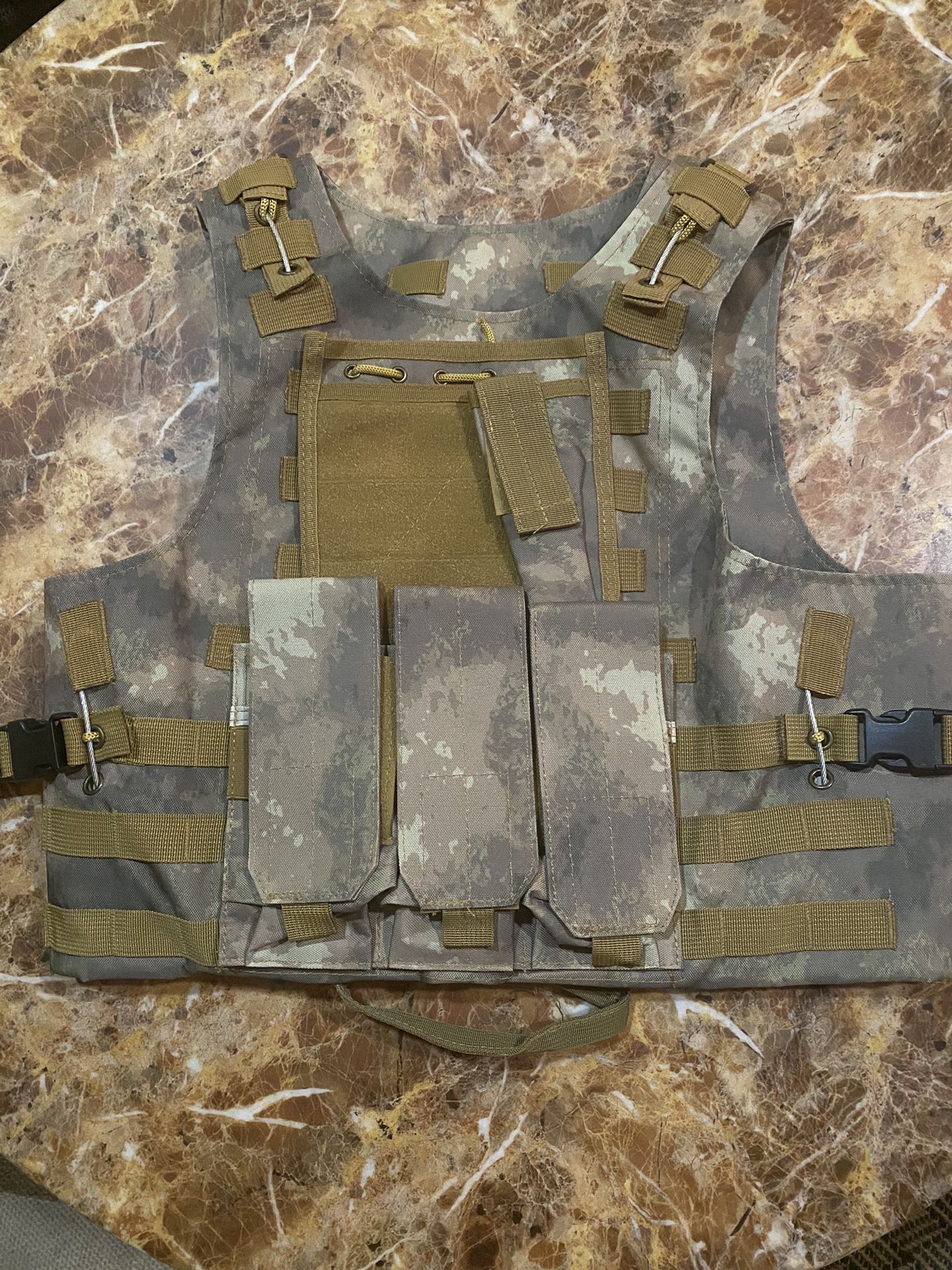 New Tact Vest