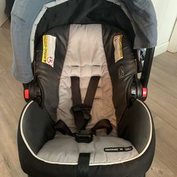 Graco Car seat With Base And Cover BEST OFFER :)