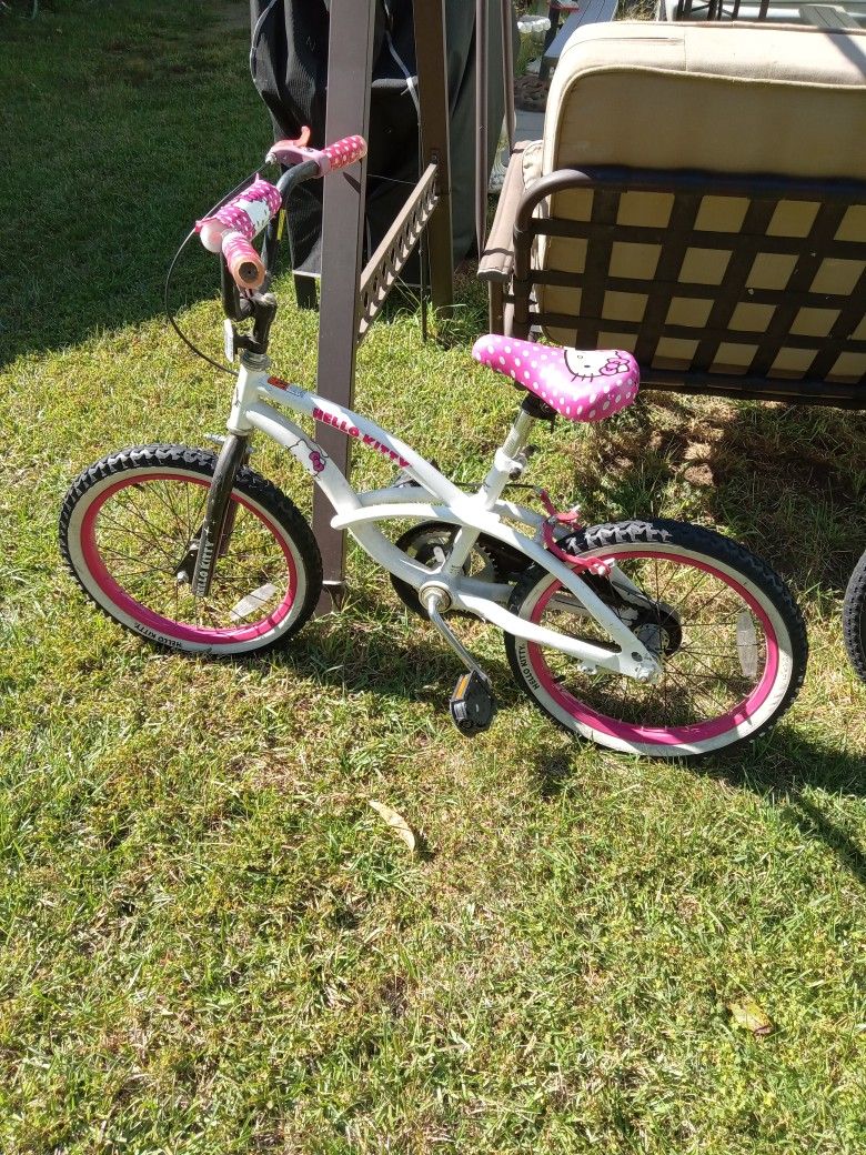 Hello Kitty Bike