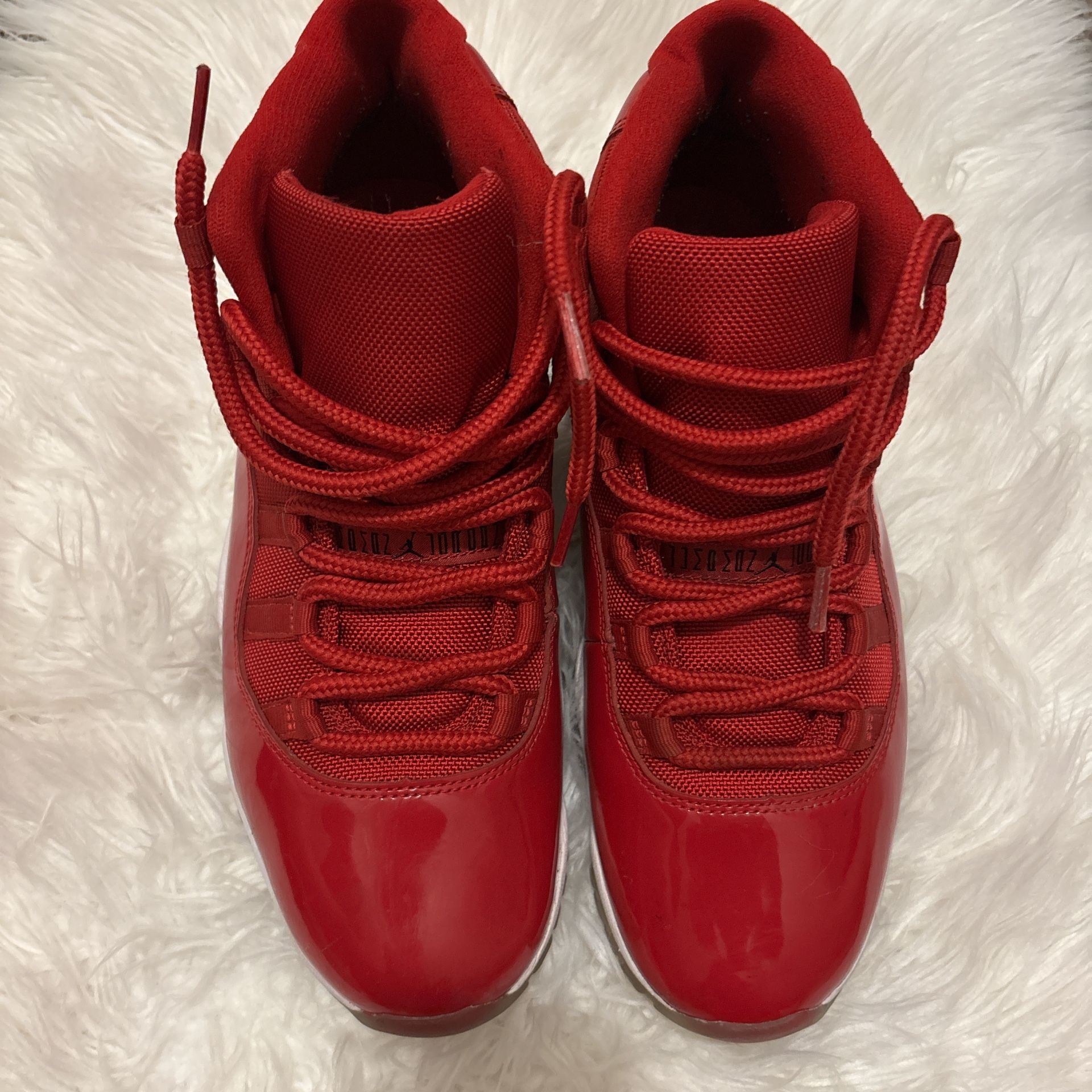 Jordan 11 MENS 