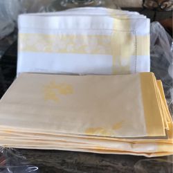 Table Napkins Cloth. Very Elegant .