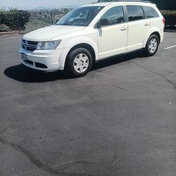 2011 DODGE JOURNEY