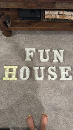 Light-up Marquee Letters (FUN HOUSE) 