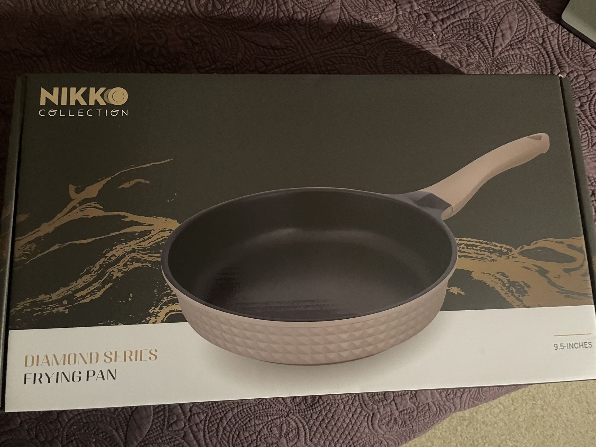 New Nikko Frying Pan 9.5”