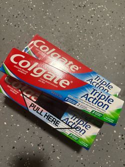 Colgate Triple Action Toothpaste 3-Pack