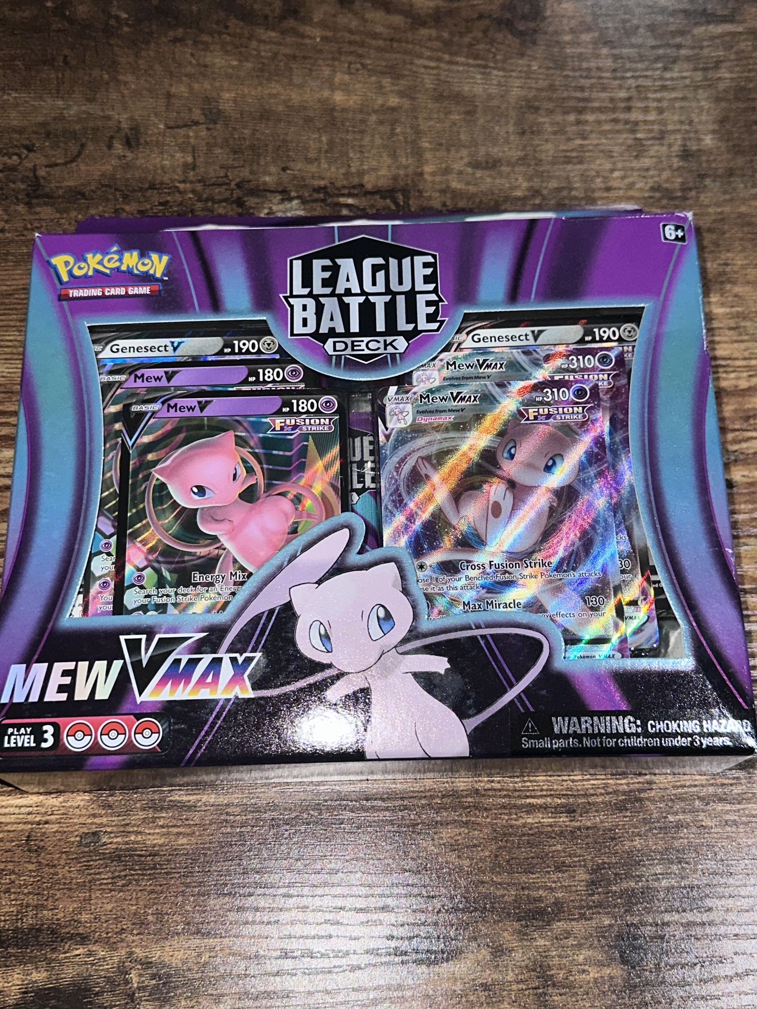 Pokémon TCG Fusion Strike Mew VMAX League Battle Deck - 60 Cards