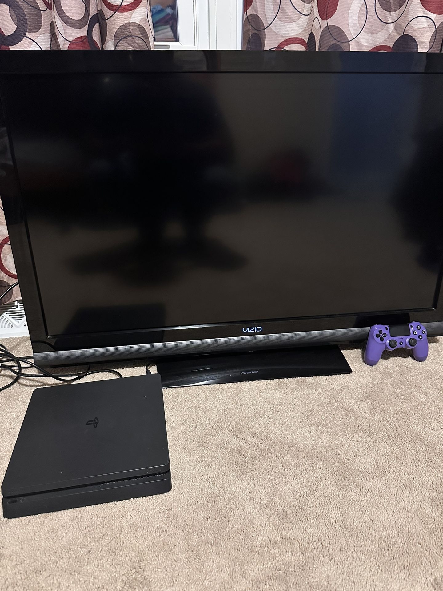 PS4 & 42” Vizio Combo