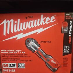 Milwaukee M12 Force Logic Press Tool 1/2" - 1"