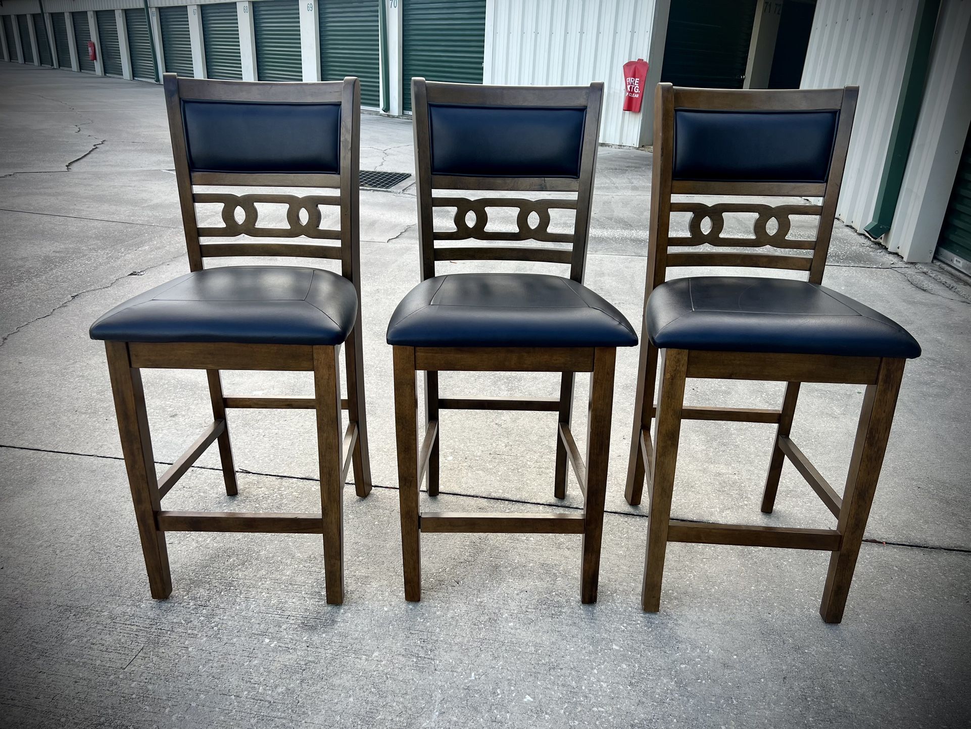 3 Counter Chairs / Bar Stools