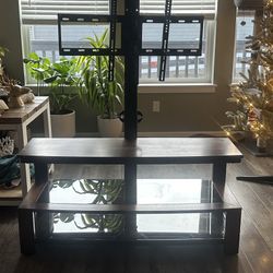 Free TV Stand