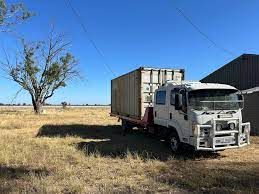 20ft and 40ft Shipping Container Available in St. Louis, MO