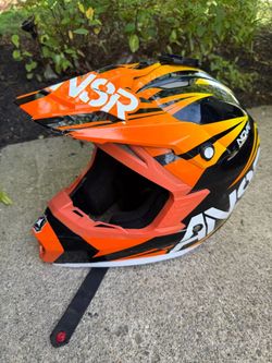 Answer Racing ANSR Nova Motocross Helmet, Size Large, No Visor.