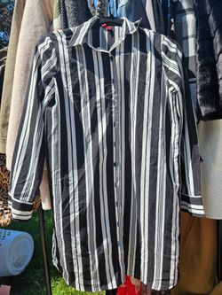 Black and white striped long sleeve shirt size XS