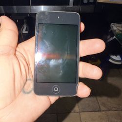 iPod touch 8gb 4th generation